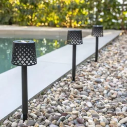 Outlet Newgarden LED Gartenleuchte Erdspieß 4er Set Solar Akku IP44 Schwarz