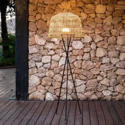 Online Newgarden LED Stehleuchte außen Rattan Schirm 148 cm mit Akku IP54