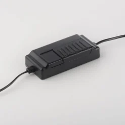 Clearance Just Light LED Stehleuchte dimmbar 144 cm 3000 lm Schwarz Messing