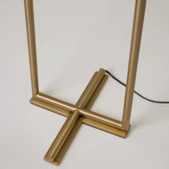 Sale Maytoni LED Stehleuchte Metall Glas 150 cm hoch in Messing Weiß