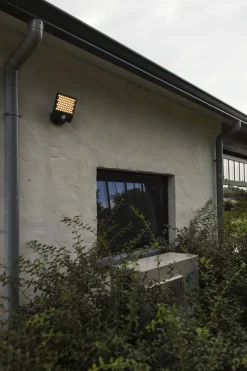 Best Eco-Light LED Wandlampe mit Bewegungsmelder 3000 K IP54 beweglich