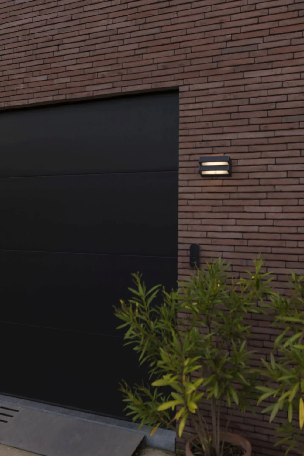 Hot Eco-Light LED Wandlampe Solar Bewegungsmelder IP54 600 lm dimmbar