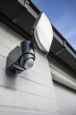 Clearance Eco-Light LED Wandleuchte außen mit Bewegungsmelder IP44 5000 K