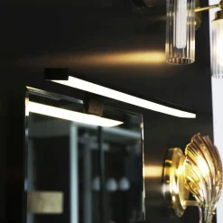 Searchlight Schwarze LED Spiegelleuchte Aluminium IP44 9 W 3000 K