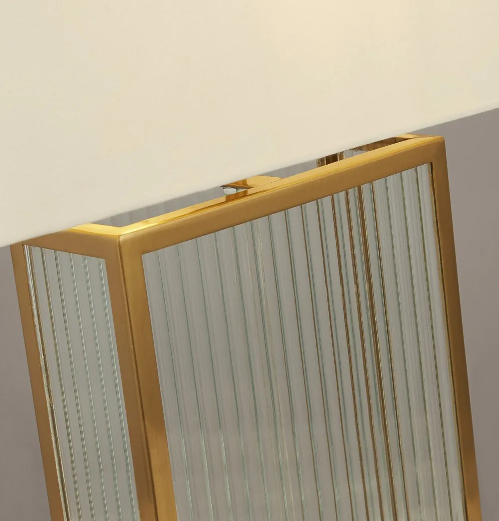 Clearance Searchlight Tischlampe Samtschirm H: 53 cm E27 in Messing Weiß