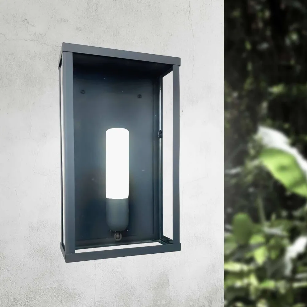 Giovanni Battista Wandlampe außen H: 36 cm IP43 E27 in Bronze aus Eisen Glas* Außenwandleuchten|Moderne Außenleuchten