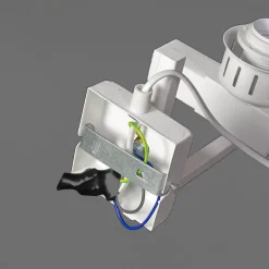 New Luminex Wandlampe Weiß mit Steckdosenanschluss