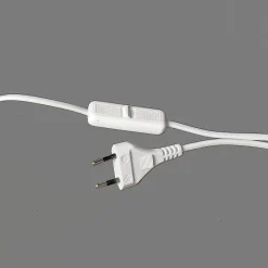 New Luminex Wandlampe Weiß mit Steckdosenanschluss