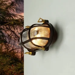 Hot Lido Wandleuchte außen Maritim IP64 Messing Riffelglas E27