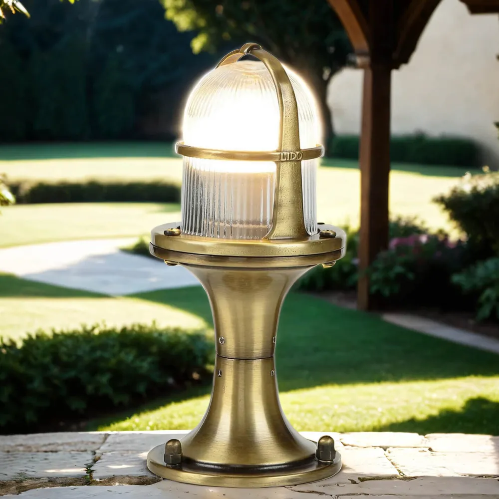 Clearance Lido Wegeleuchte klein 25 cm IP64 E27 Echt-Messing Glas